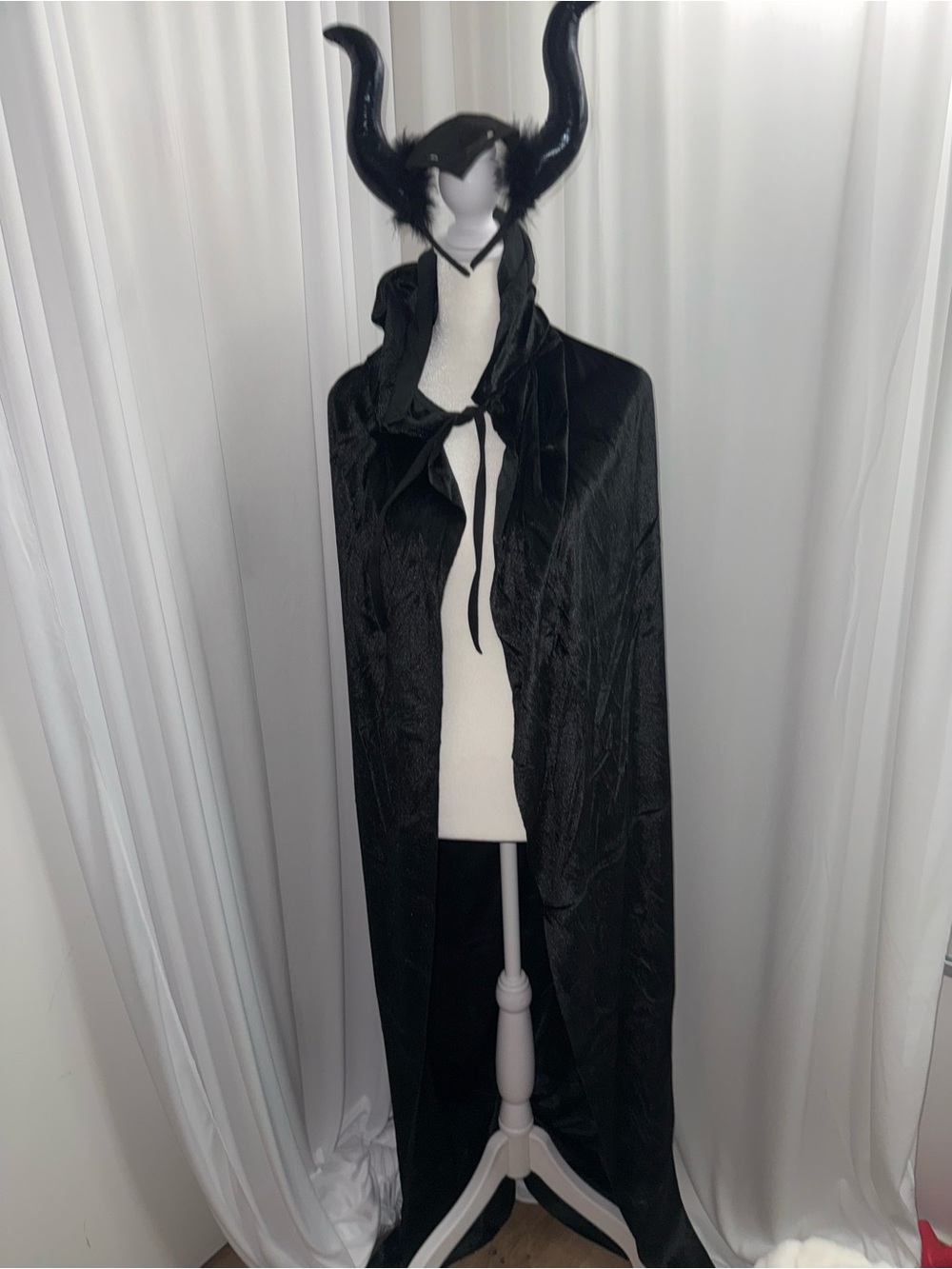 Maleficent costume accessory set